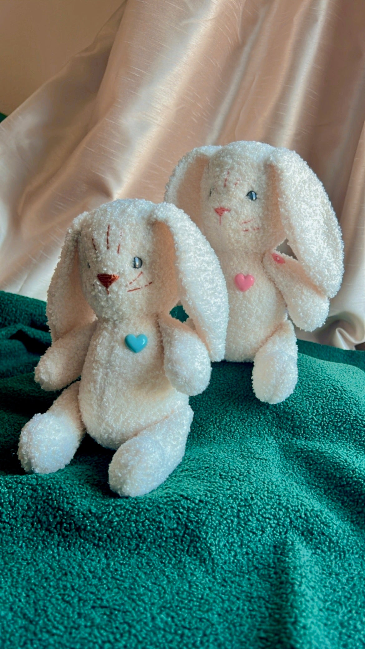 Bunny Bundle White (Blue & Pink nose)