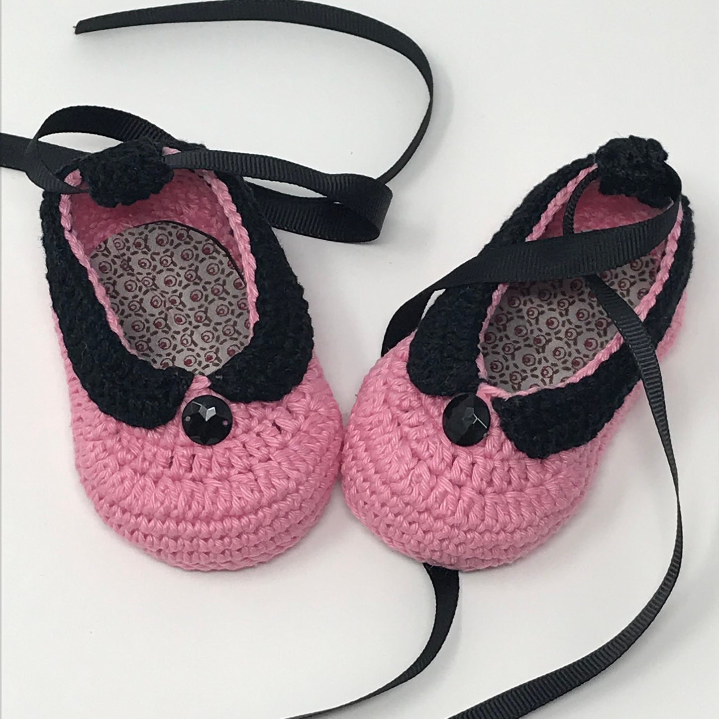 Handmade Baby shoes in crochet, each one is a special beautiful gift for newborn - choice of 3